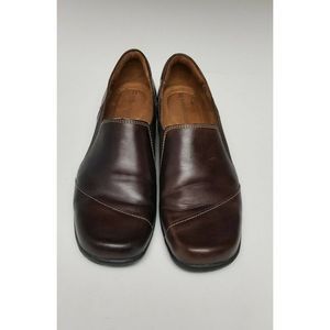 Naturalizer Women's Brown Leather Slip-On Sandals